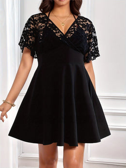 jkthpu-45 Elegant Plus Size Women's Black Dress with V-Neck and Lace Detailing – Sleeveless A-Line Mini Dress for Spring & Summer