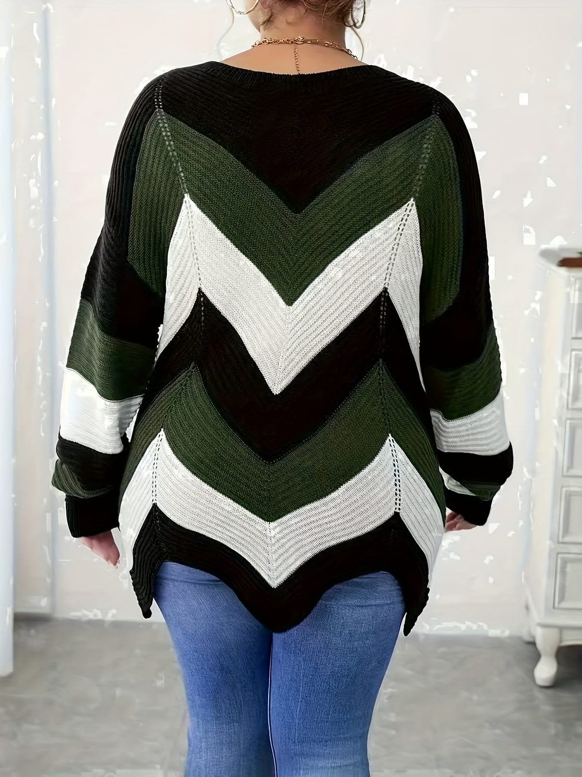 KissICON Elegant Striped Asymmetrical Hem Sweater for Women -