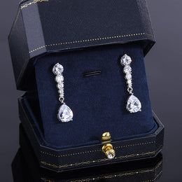 KissICON Exquisite Fashion Lady AAA Zircon Hanging Drop Shape Earrings White Leaf Wedding Jewelry Factory Wholesale 925 Silver Plated