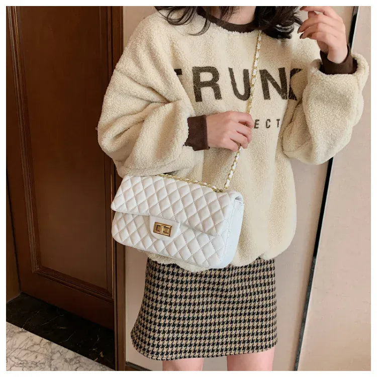 KissICON Fall Trend Women's Texture Rhombic Chain Slung