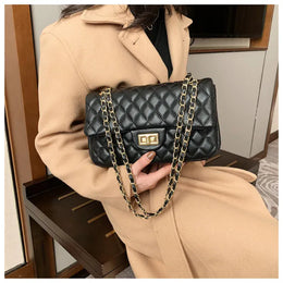 KissICON Fall Trend Women's Texture Rhombic Chain Slung