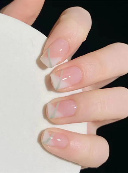 KissICON False-Nails-6170 24Pcs Full Cover Wearing Reusable False Nails Glitter
