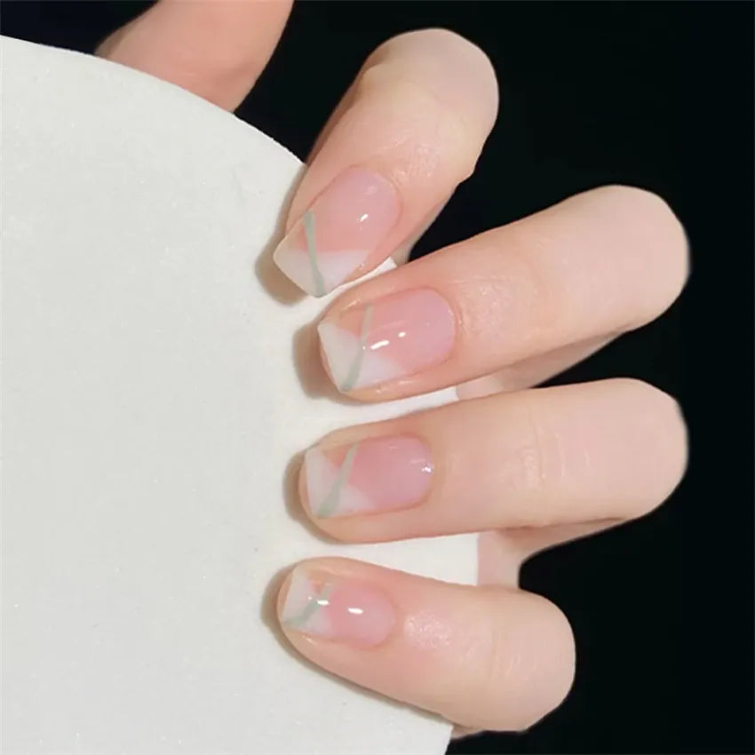 KissICON False-Nails-6170 24Pcs Full Cover Wearing Reusable False Nails Glitter