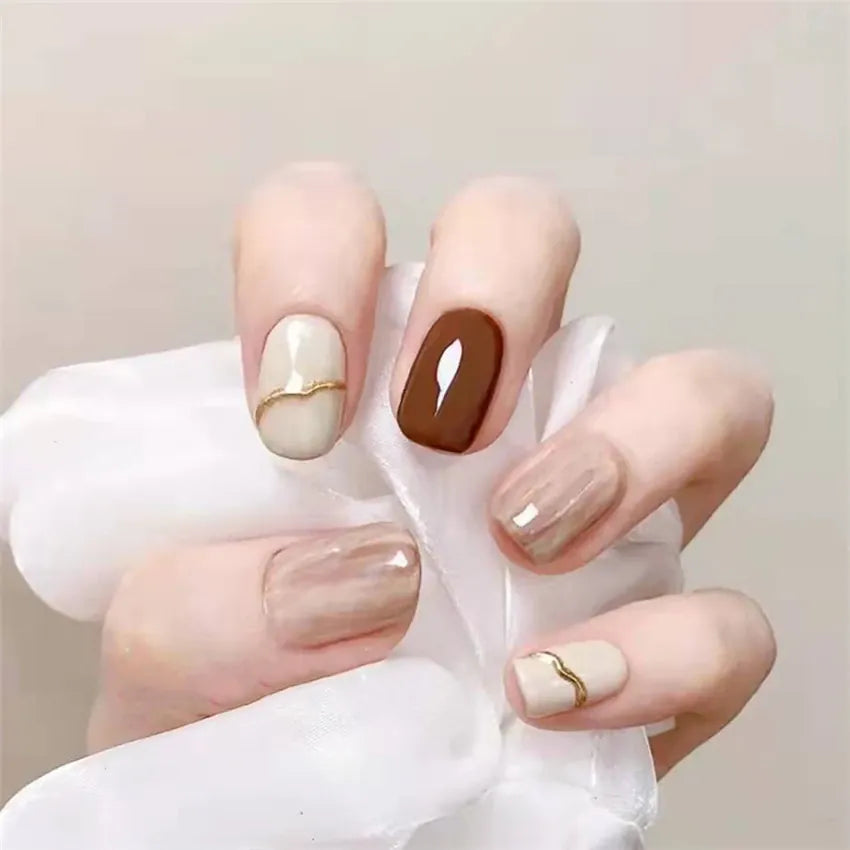 KissICON False-Nails-R314 24Pcs Full Cover Wearing Reusable False Nails Glitter