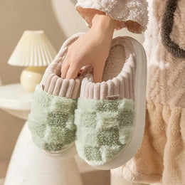 KissICON Fashion Couple Winter Flip Flops Warm Plaid Plush