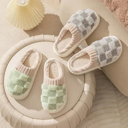KissICON Fashion Couple Winter Flip Flops Warm Plaid Plush