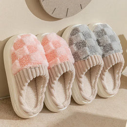 KissICON Fashion Couple Winter Flip Flops Warm Plaid Plush