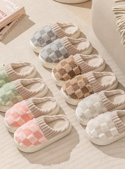 KissICON Fashion Couple Winter Flip Flops Warm Plaid Plush