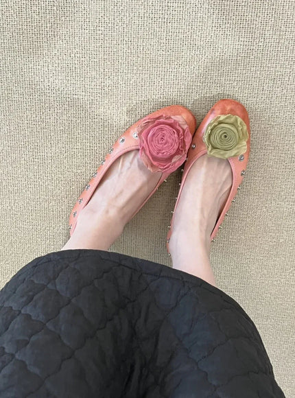 KissICON Fashion Flat Shoes for Women Spring Autumn Rivets