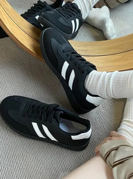 KissICON Footwear Fashion Lace-Up Vulcanized Flat Sneakers for Women