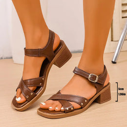 KissICON Fashion Solid Rivet Decor Square Heel Sandals for