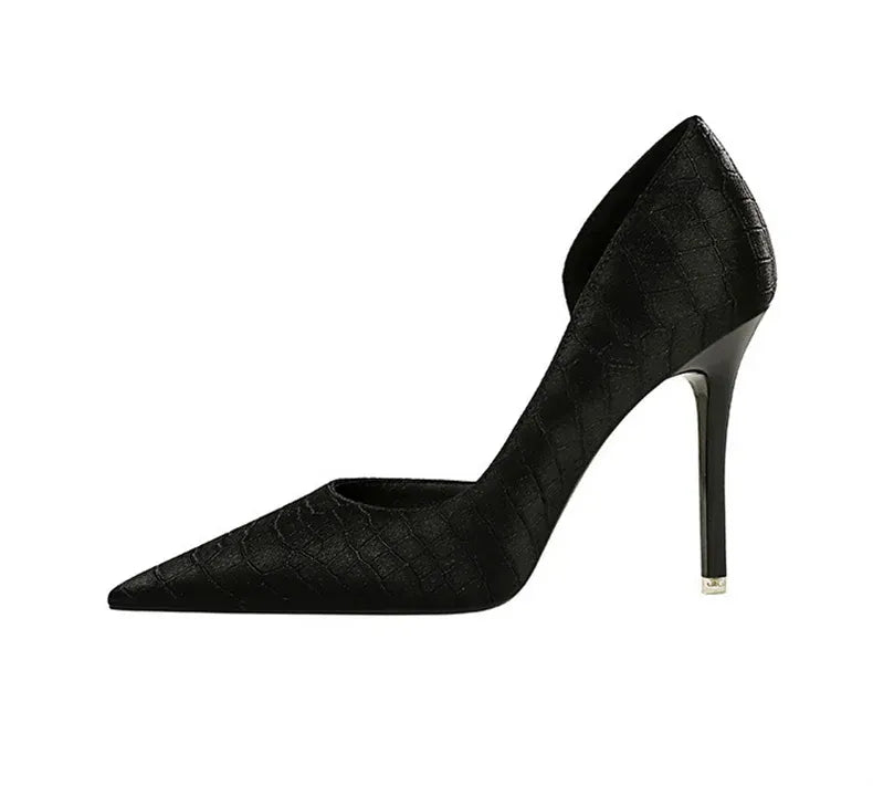 KissICON Fashion Suede Black Women Simple Pumps Wine Glasses