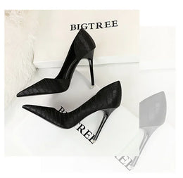 KissICON Fashion Suede Black Women Simple Pumps Wine Glasses
