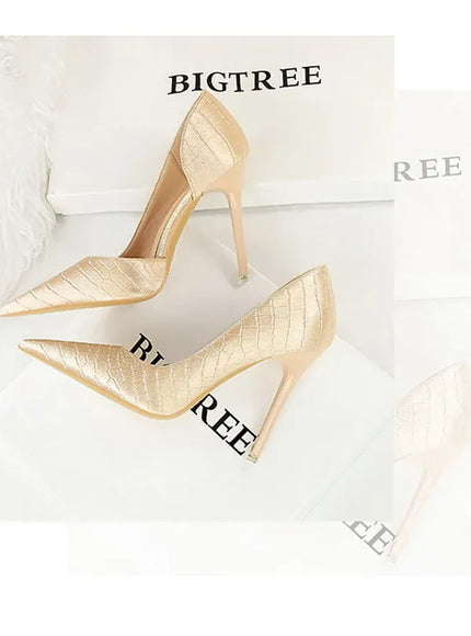 KissICON Fashion Suede Black Women Simple Pumps Wine Glasses