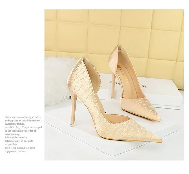 KissICON Fashion Suede Black Women Simple Pumps Wine Glasses