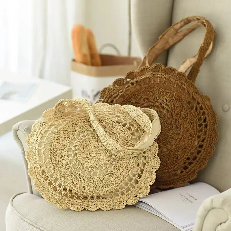 KissICON Fashionable Flower Shoulder Round Large-capacity Hollow Straw