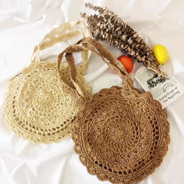 KissICON Fashionable Flower Shoulder Round Large-capacity Hollow Straw
