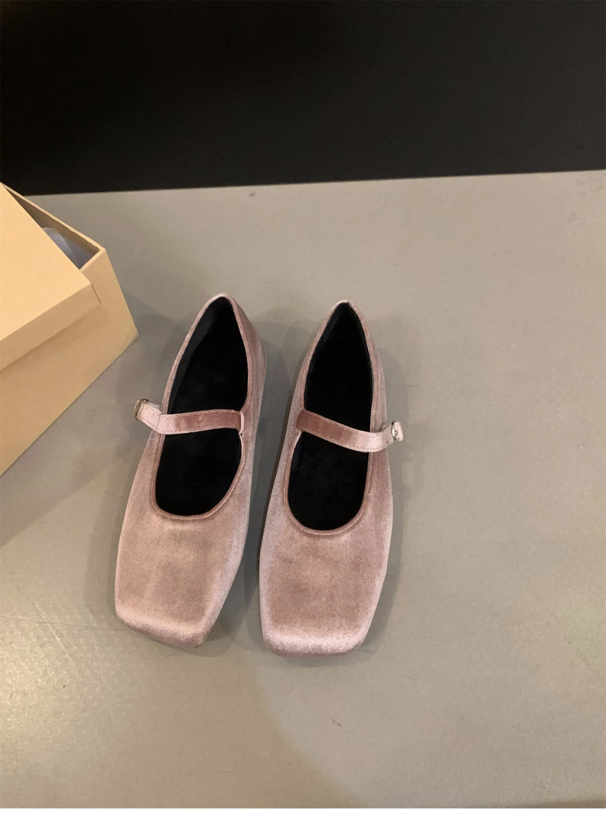 KissICON Flat Shoes for Women Autumn Mary Jane Hairy
