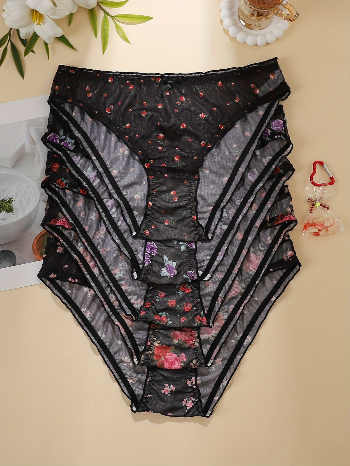 KissICON Floral Heart Patchwork Curve Panties Set