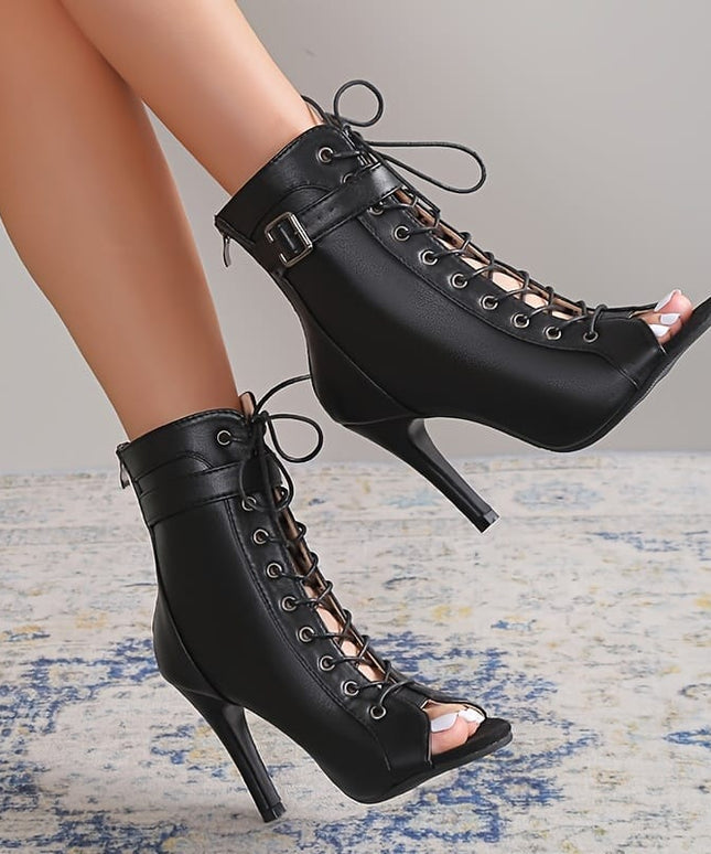 jkthpu-45 Glossy Black Gothic Punk Stiletto Heels with Ankle Strap