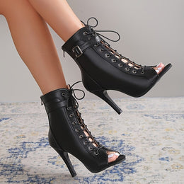 jkthpu-45 Glossy Black Gothic Punk Stiletto Heels with Ankle Strap