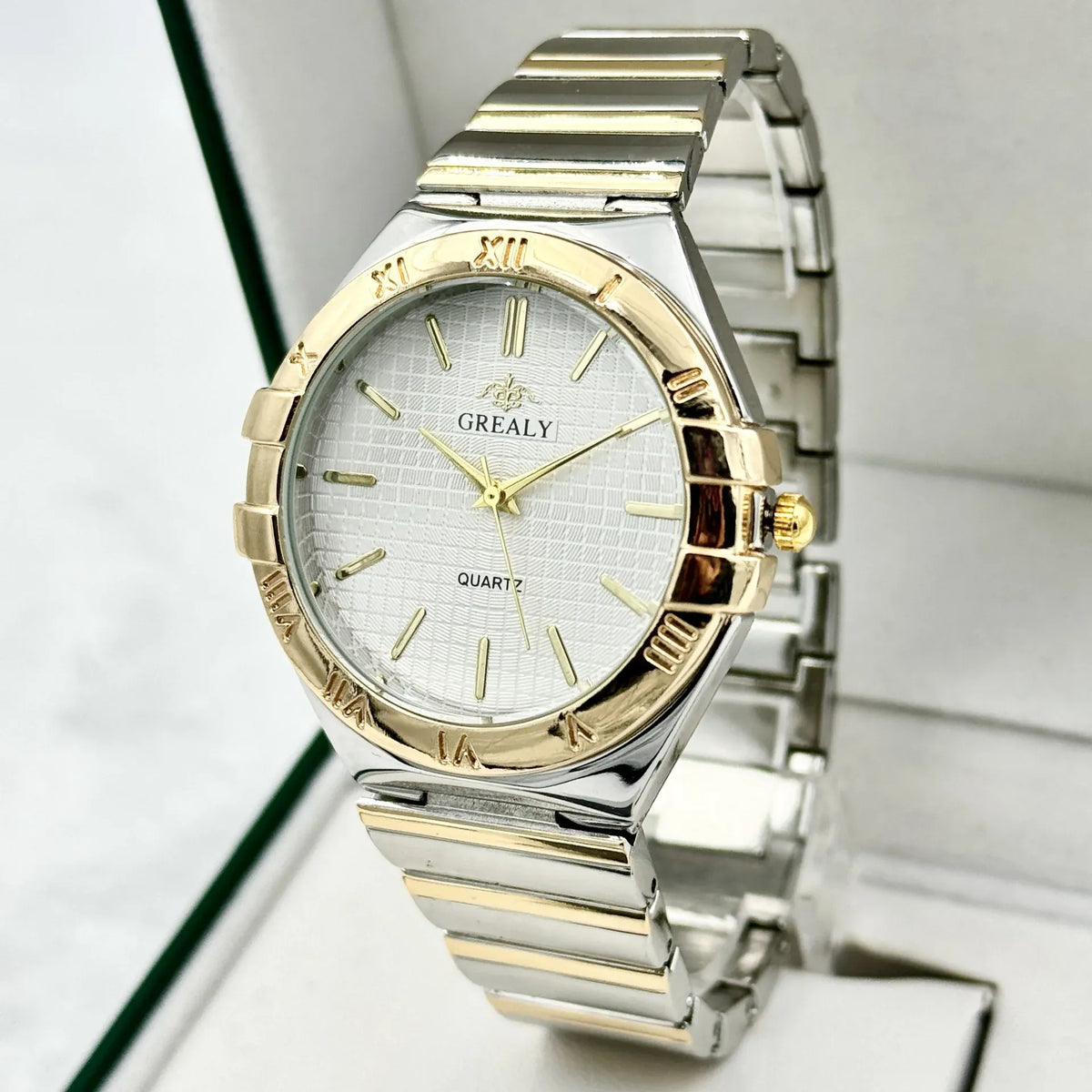 KissICON Gold silver-men KissIcon Men Watch Light Luxury Waterproof Watches- Durable