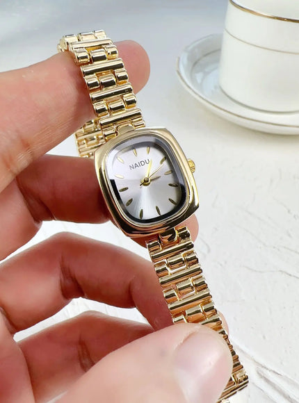KissICON gold white KissIcon New Women Watch Light Luxury Retro Style