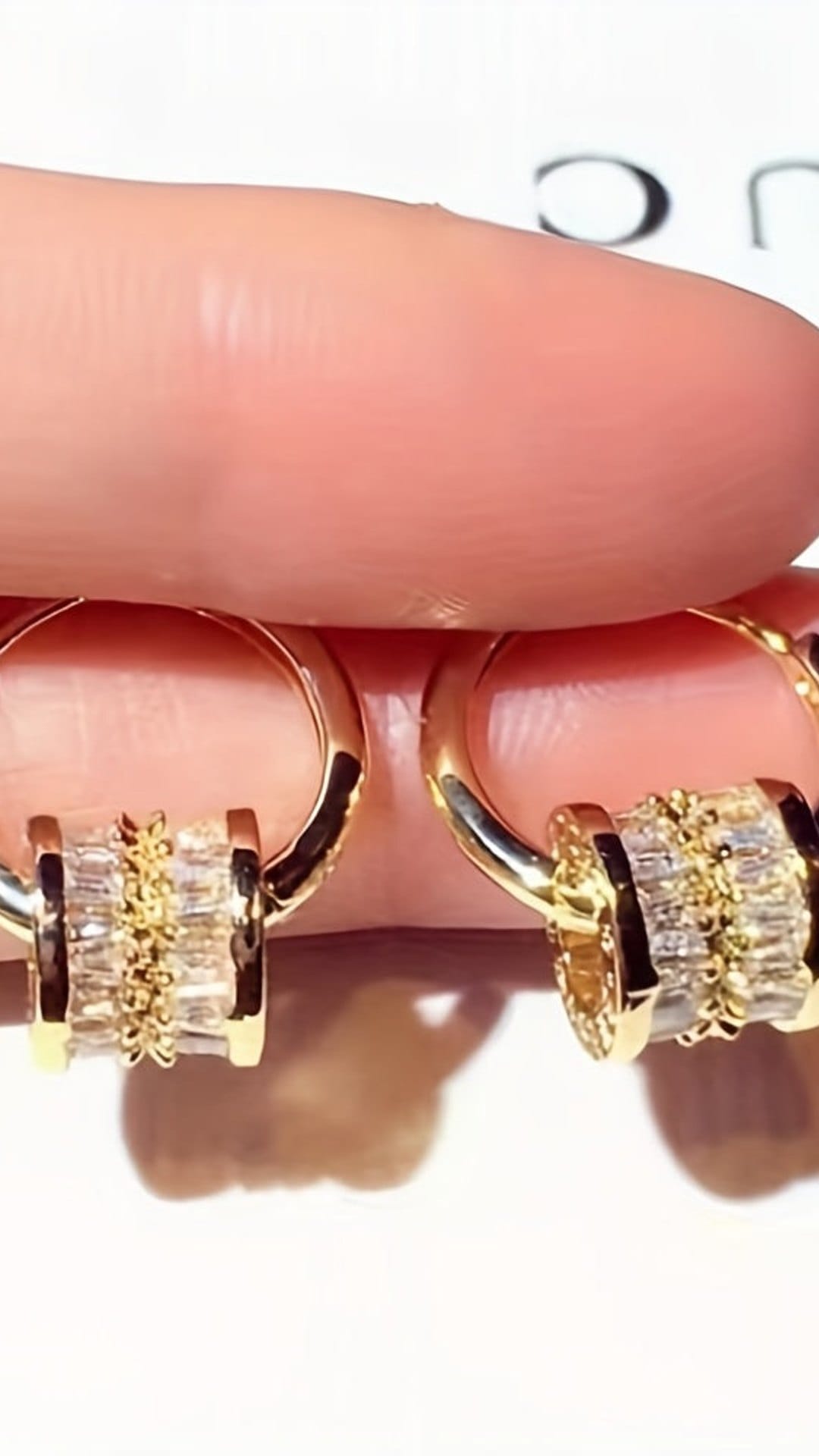 jkthpu-45 Golden KissIcon Sparkling Zirconia Designer Earrings 18K Gold
