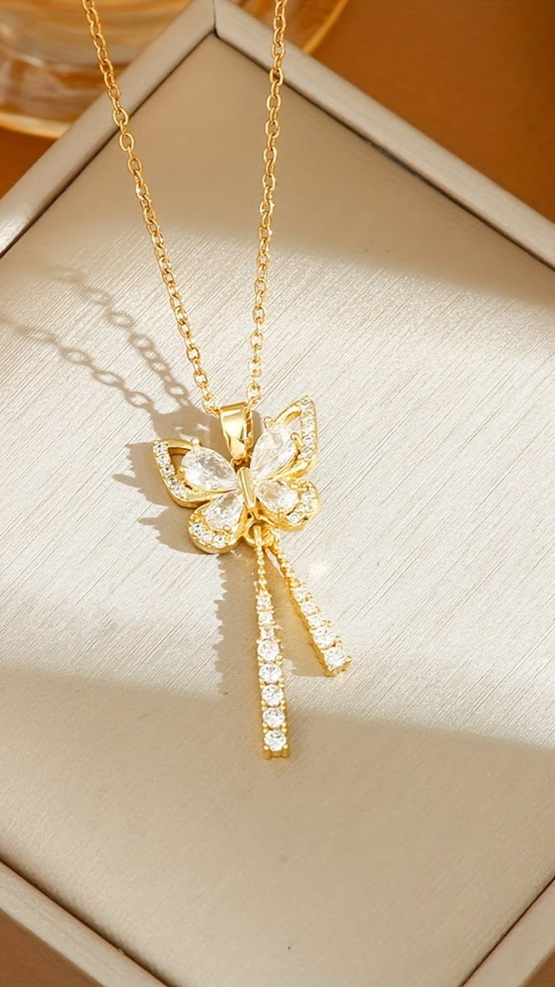 jkthpu-45 Golden KissIcon Sparkling Zirconia Gold Butterfly Necklace - Shine