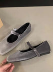 Gray / 34