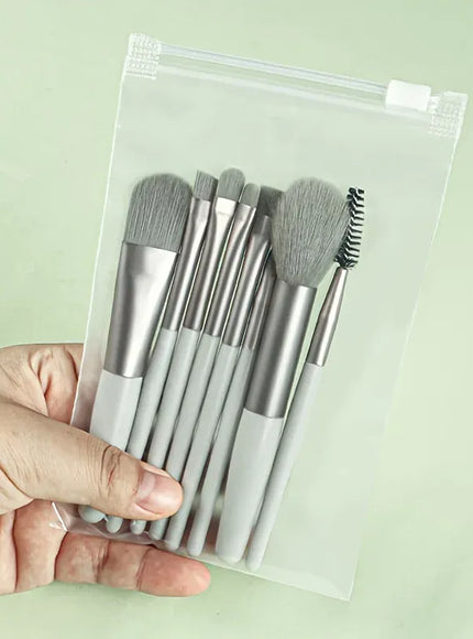 KissICON Green-A KissIcon Travel Makeup Brush Set 8Pcs with Bag