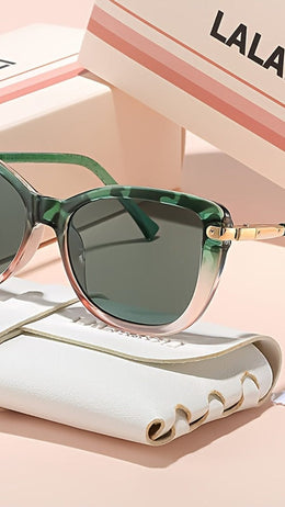 jkthpu-45 Green Chic Rectangular Womens Glasses Minimalist Style Metallic Hinges