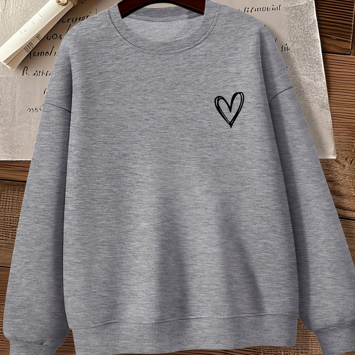 jkthpu-45 Grey / UK 16 Women'S Gray Crew Neck Sweatshirt with Heart Design