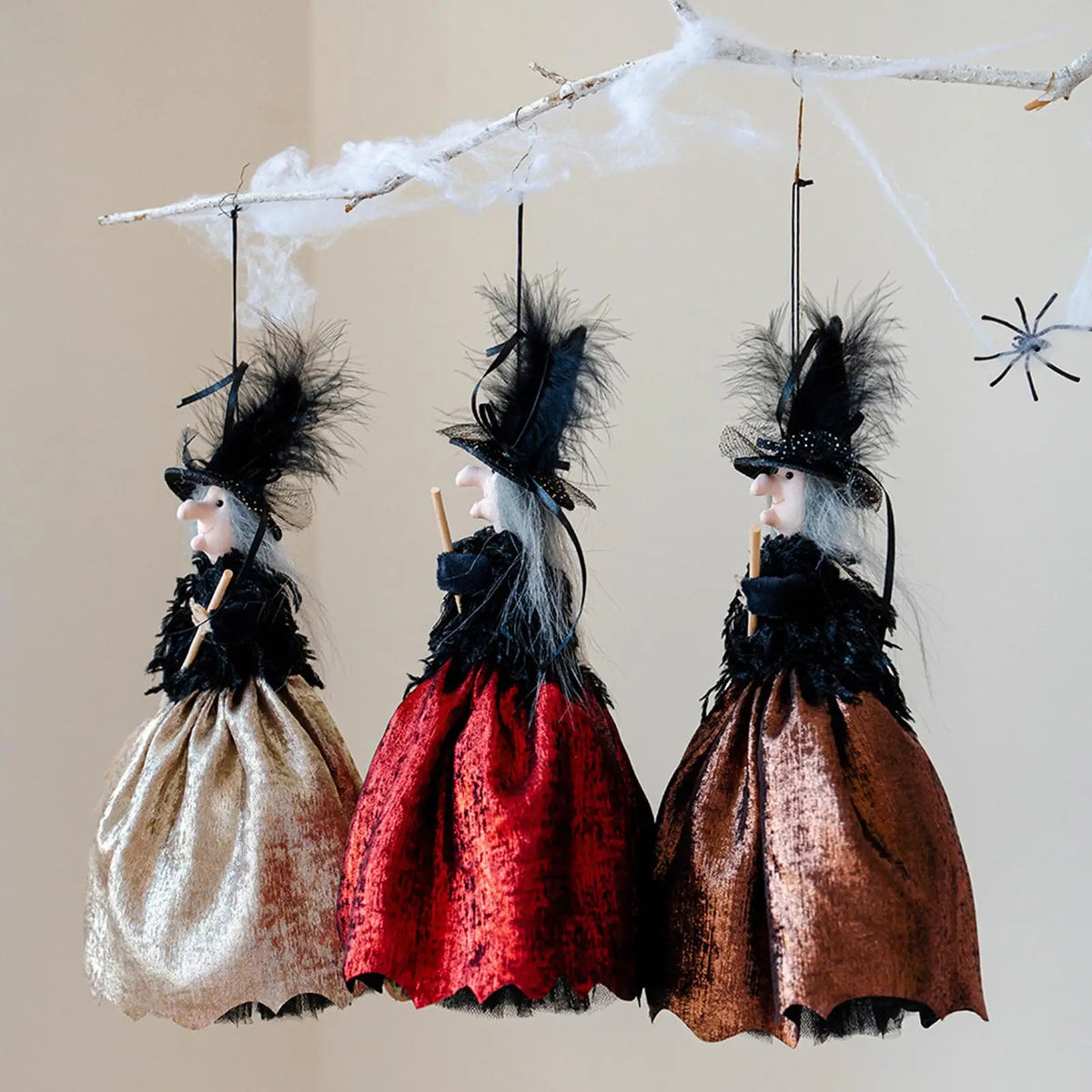 KissICON Halloween Witch Doll Decoration Cute Spooky Retro Festival Decoration Witch Doll Halloween Tree Ornaments for Haunted House Bar