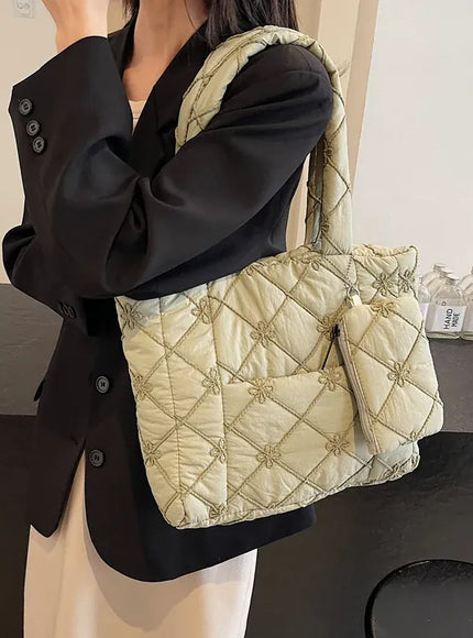 KissICON Handbag – Fall Embroidery Space
