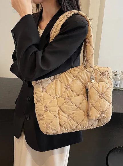 KissICON Handbag – Fall Embroidery Space