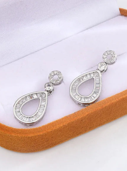 KissICON High Quality 925 Silver Plated Women's Earrings Shiny Zircon Studs Women's Party Jewelry Anniversary Gift