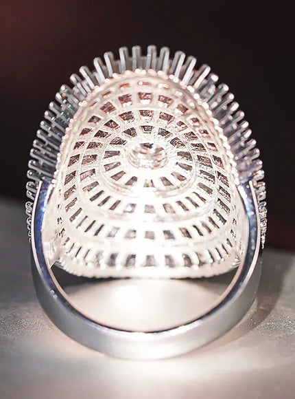 KissICON Huitan Bling Oval Ring – CZ Wedding Glam