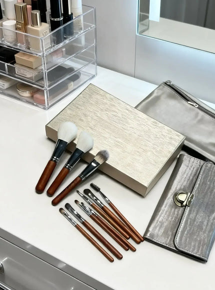 KissICON HZS00302 Luxury Makeup Brush Set With Solid Wood Handle