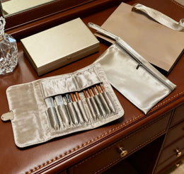 KissICON HZS00302 Luxury Makeup Brush Set With Solid Wood Handle