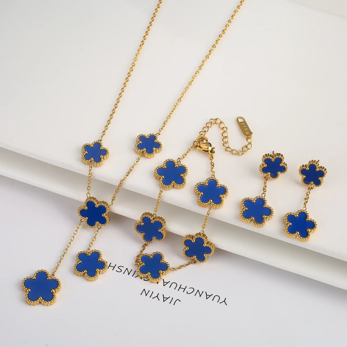 KissICON Jewelry Set 14 3Pcs 18k Gold-Plated Five-Leaf Flower Necklace Earrings Bracelet Jewelry Set For Woman Fashion Party Jewelry Daily Wear Clover