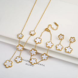 KissICON Jewelry Set 18 3Pcs 18k Gold-Plated Five-Leaf Flower Necklace Earrings Bracelet Jewelry Set For Woman Fashion Party Jewelry Daily Wear Clover