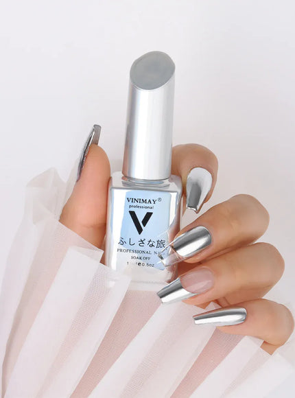 KissICON JMJ001 KissIcon VINIMAY Metallic Silver Gel Polish - Soak