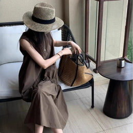 KissICON Khaki Light Straw Tote – Solid Color Woven