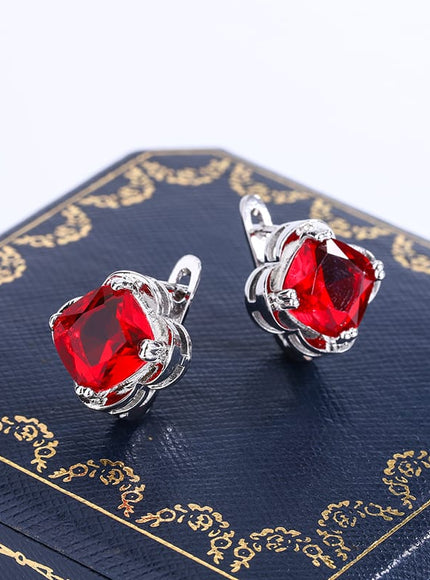 KissICON KISS0113-E KissIcon 925 Silver Clover Stud Earrings - Red Zircon Gift.