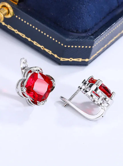 KissICON KISS0113-E KissIcon 925 Silver Clover Stud Earrings - Red Zircon Gift.