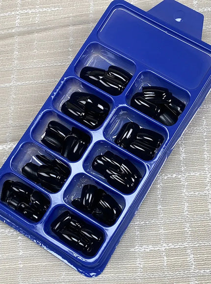 KissICON KissIcon 120Pcs Glossy Black Full Cover Reusable Nails