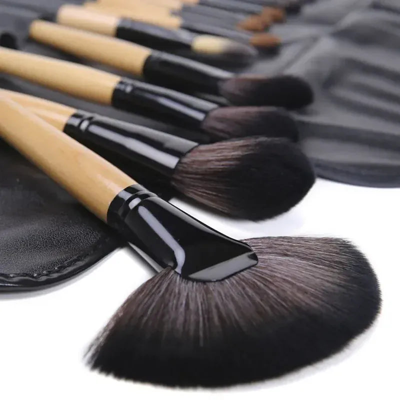 KissICON KissIcon 24 Pcs Makeup Brush Set - Pro