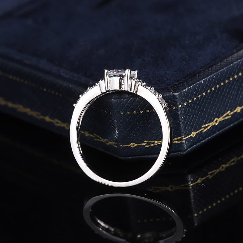 KissICON KissIcon 925 Silver Plated Zircon Ring - Classic Shine