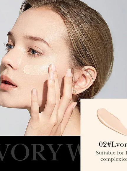 KissICON KissIcon Aloe Air Cushion CC Cream Moisturizing Brightening